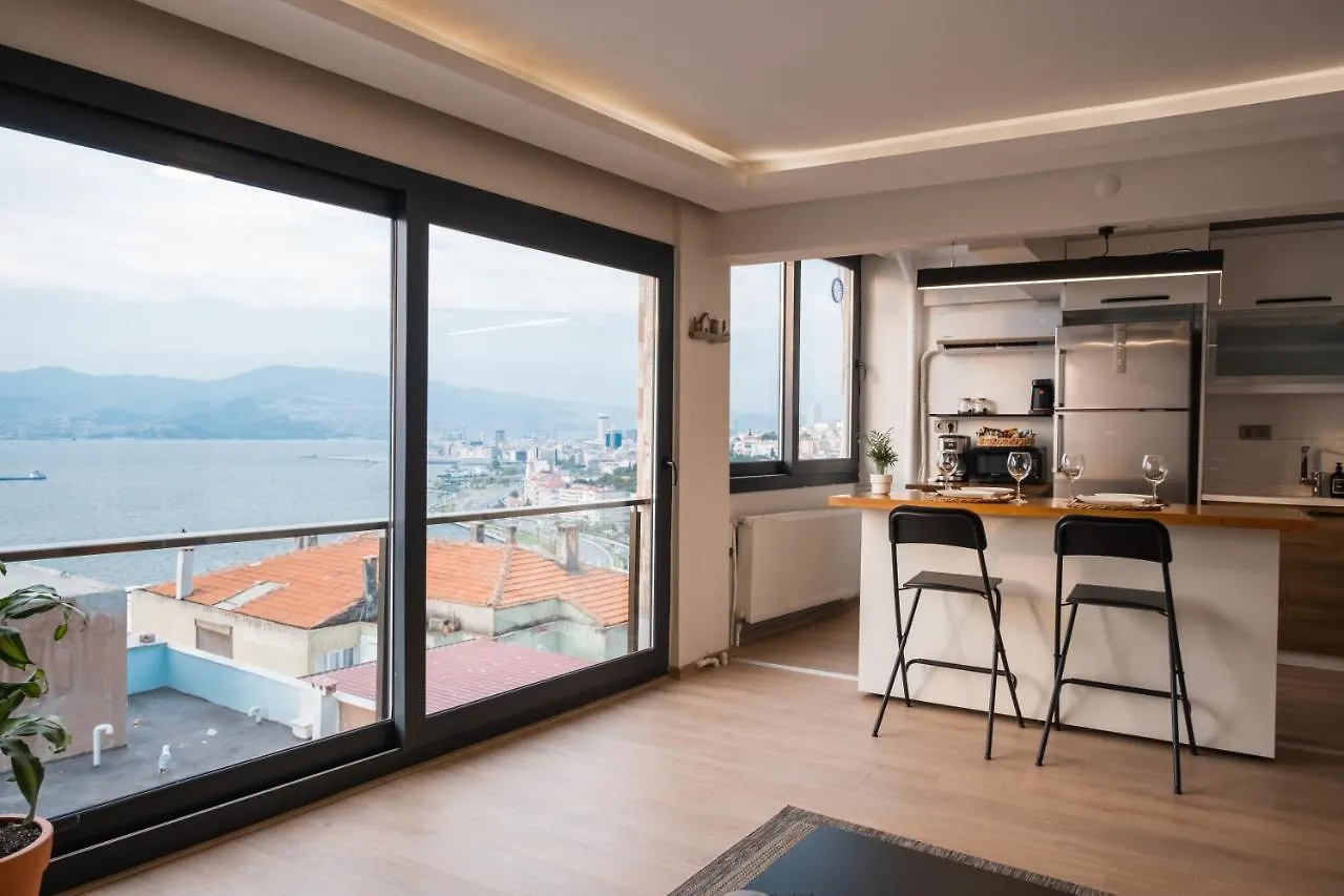Апартаменты Near The Historical Elevator With A Sea View Измир 0*,  Турция