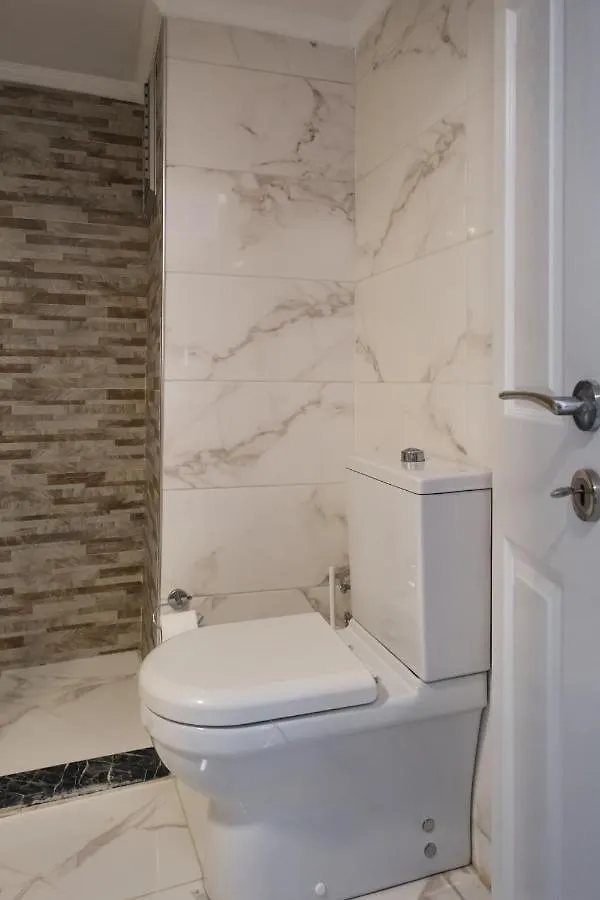 Апартаменты Near The Historical Elevator With A Sea View Измир